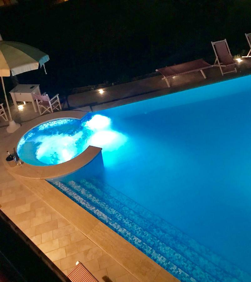 Villa Ester Camaiore Εξωτερικό φωτογραφία