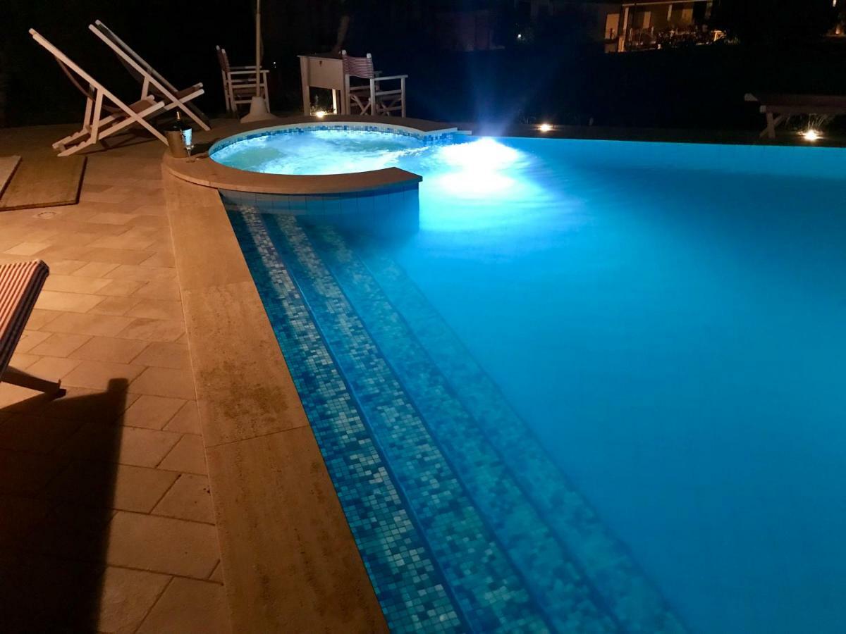 Villa Ester Camaiore Εξωτερικό φωτογραφία